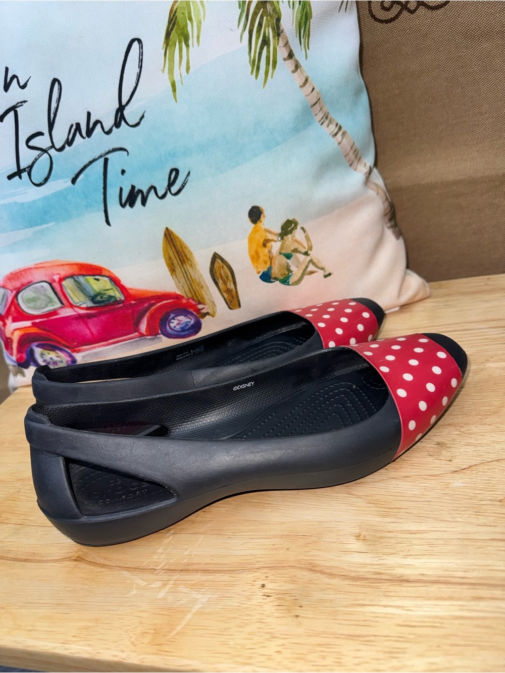 Crocs Women'S Sienna Minnie Mouse Flats Shoes In Black/Red Size 8 - Picture 5 of 10